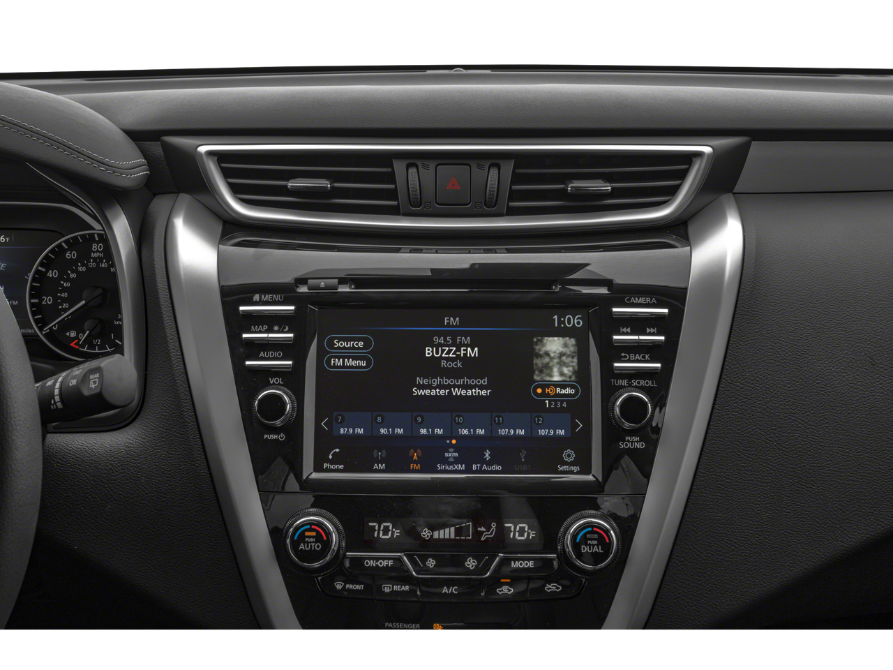 2022 Nissan Murano SL Navigation System & Dual Panel Panoramic Moonroof