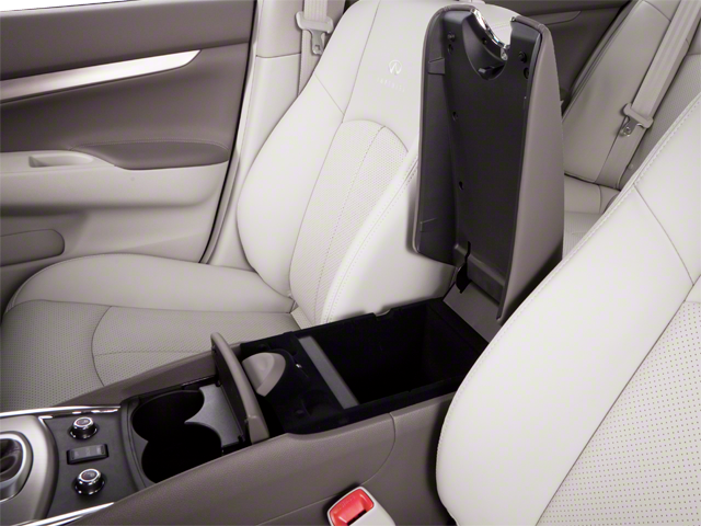 2011 INFINITI G25 X
