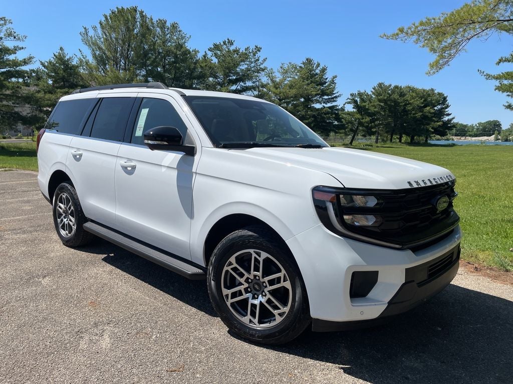 2026 Ford Expedition Active