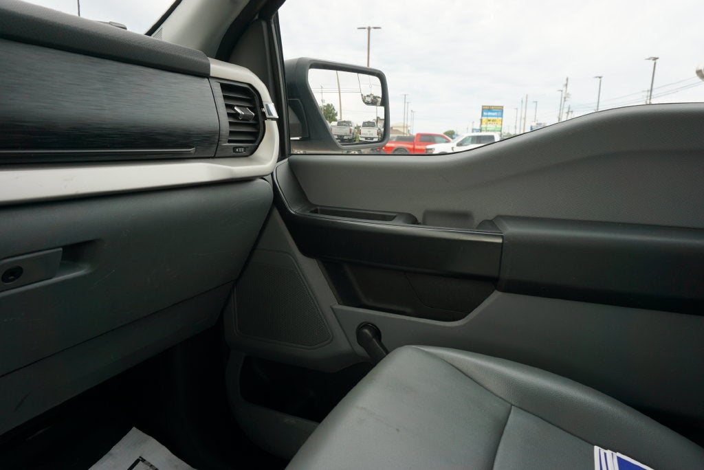 2021 Ford F-150 XL Reg Cab 4x4 Rear Camera