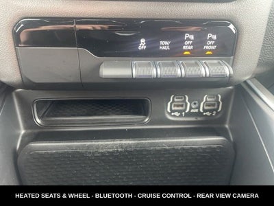 2020 RAM 1500 Big Horn/Lone Star NIGHT EDITION