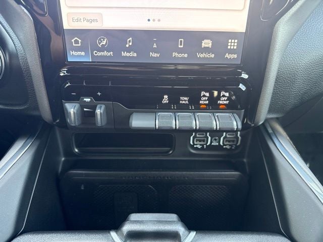 2023 RAM 1500 Laramie 5.7L V8