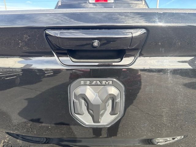 2023 RAM 1500 Laramie 5.7L V8