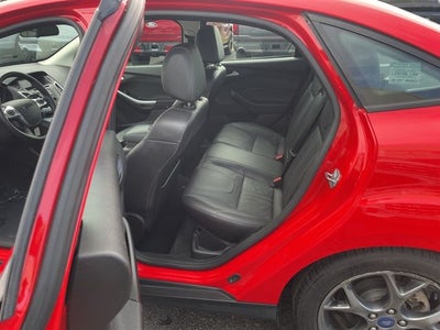 2014 Ford Focus SE LOW MILES