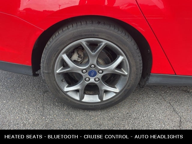 2014 Ford Focus SE LOW MILES