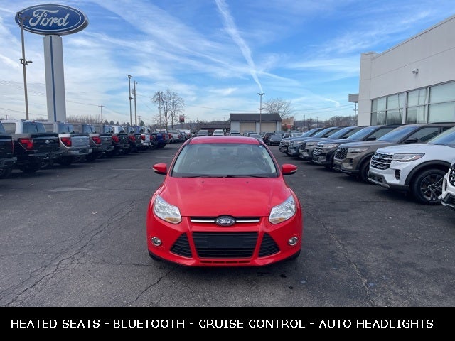 2014 Ford Focus SE LOW MILES