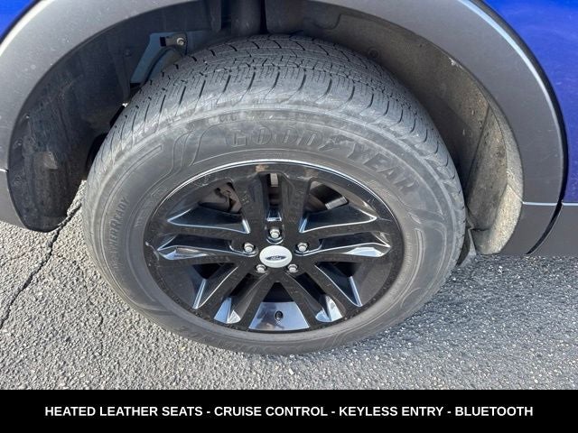 2015 Ford Explorer XLT LOW MILES