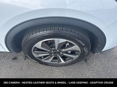 2025 Ford Escape Platinum AWD