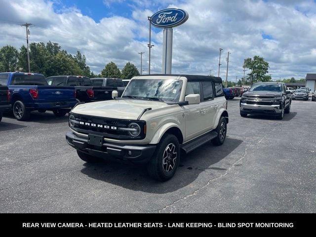 2025 Ford Bronco Outer Banks SOFT TOP