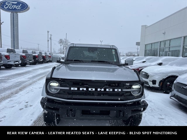 2023 Ford Bronco Outer Banks HARD TOP