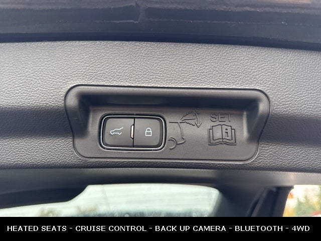 2022 Ford Explorer XLT 4WD