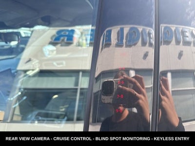 2020 Ford Explorer XLT LOW MILES