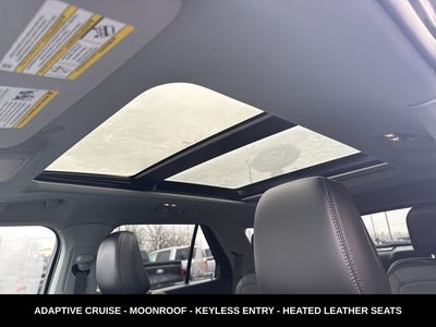 2024 Ford Explorer XLT TWIN PANEL MOONROOF