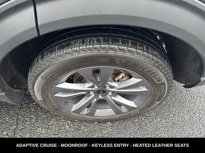 2024 Ford Explorer XLT TWIN PANEL MOONROOF