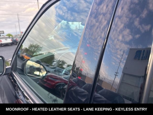 2024 Ford Explorer XLT PANORAMIC ROOF