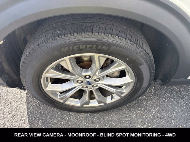 2023 Ford Explorer XLT TWIN PANEL MOONROOF