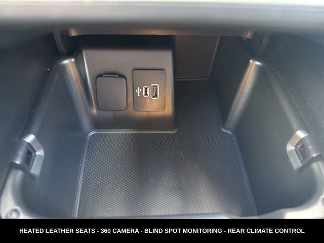 2025 Ford Explorer Active HEATED SEATS & STEERING WHEEL