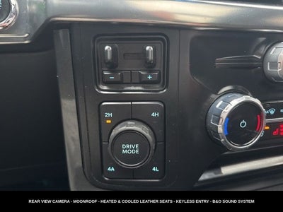 2023 Ford F-150 Lariat TWIN PANEL MOONROOF