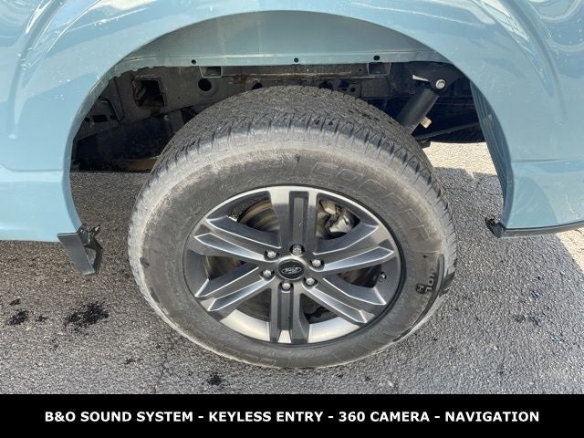 2023 Ford F-150 XLT TWIN PANEL MOONROOF