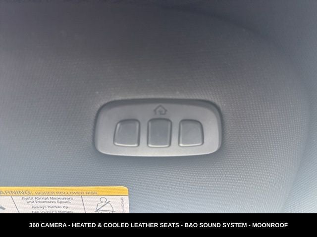 2023 Ford F-150 Lariat TWIN PANEL MOONROOF