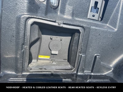 2023 Ford F-150 Lariat TWIN PANEL MOONROOF