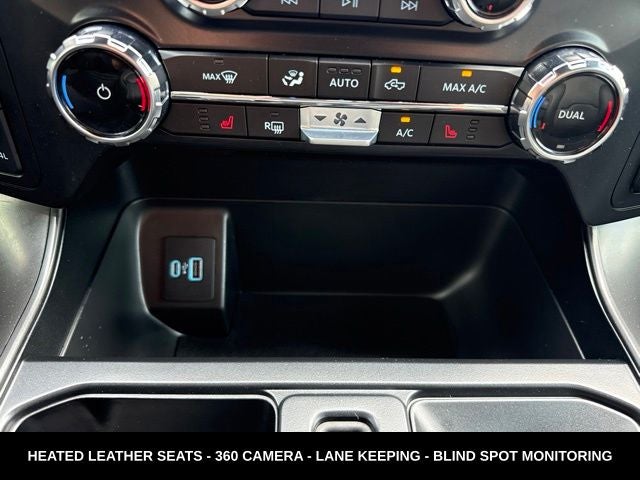 2024 Ford F-150 XLT BLACKOUT PACKAGE