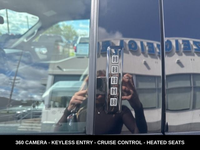 2024 Ford F-150 XLT BLACKOUT PACKAGE