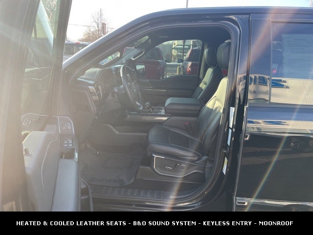 2023 Ford F-150 Lariat TWIN PANEL MOONROOF