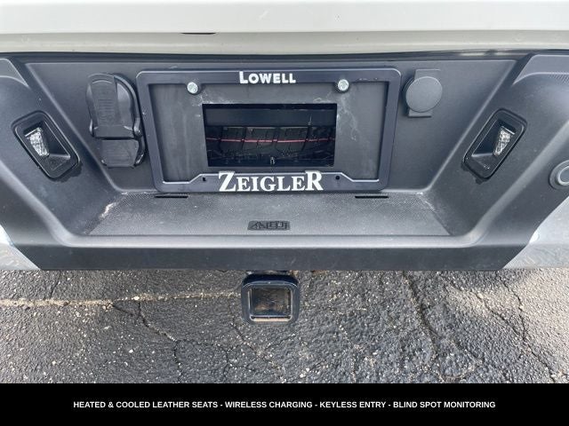 2023 Ford F-150 Lariat 20" CHROME WHEELS