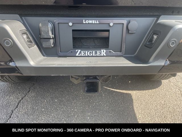 2025 Ford F-150 Lariat LESS THAN 1,000 MILES