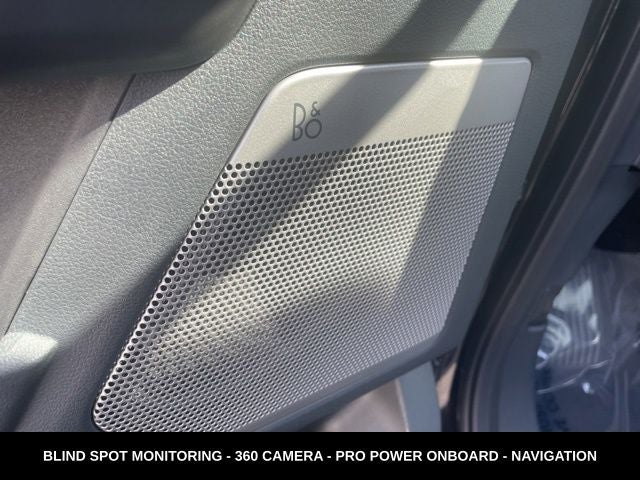 2025 Ford F-150 Lariat LESS THAN 1,000 MILES