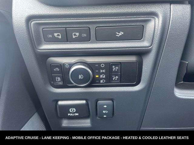 2024 Ford F-150 Lariat TWIN PANEL MOONROOF