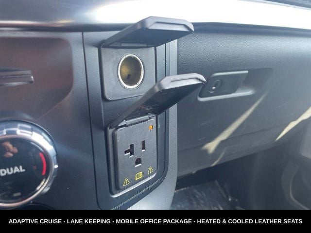 2024 Ford F-150 Lariat TWIN PANEL MOONROOF