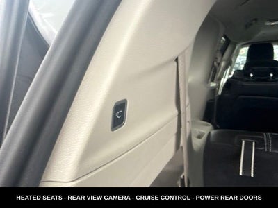 2024 Chrysler Pacifica Touring L STOW N GO SEATING