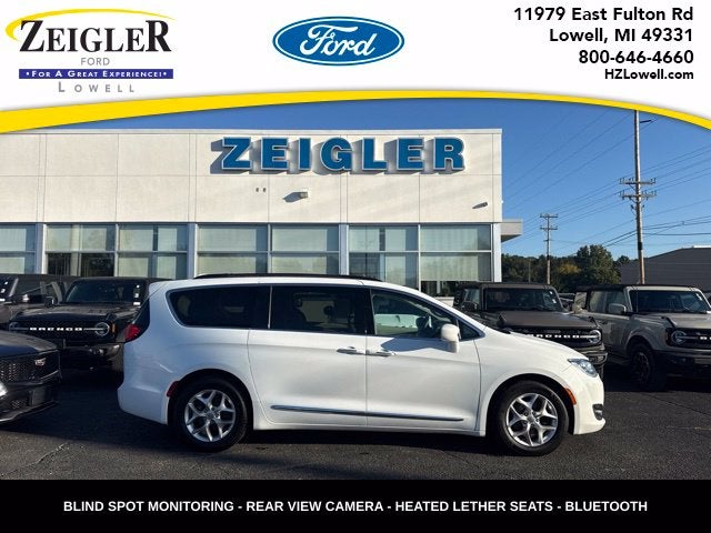 2017 Chrysler Pacifica Touring L LOCAL TRADE