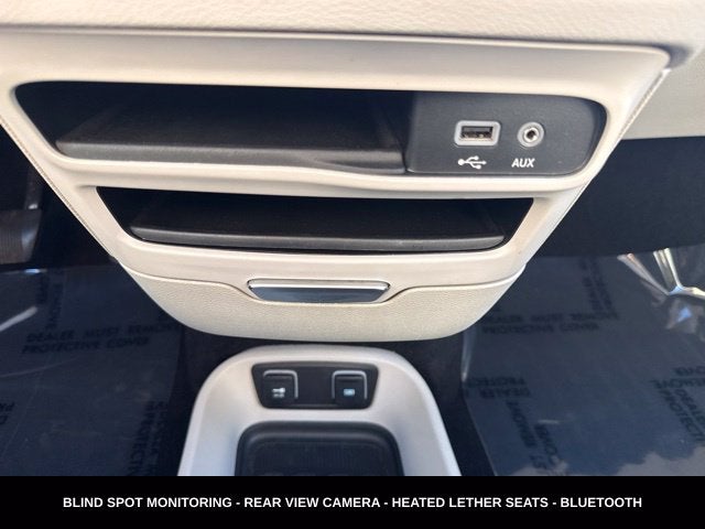 2017 Chrysler Pacifica Touring L LOCAL TRADE