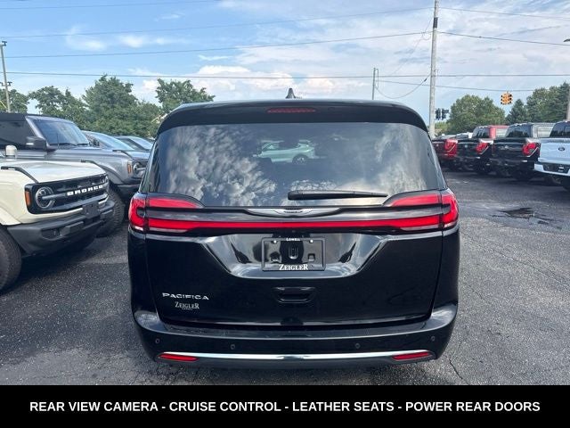 2024 Chrysler Pacifica Touring L STOW N GO SEATING