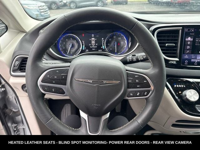 2024 Chrysler Pacifica Touring L STOW N GO SEATING