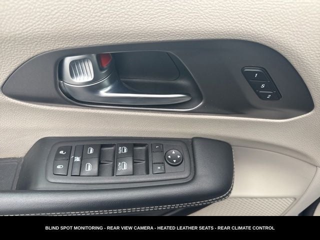 2023 Chrysler Pacifica Touring L HEATED SEATS & STEERING WHEEL