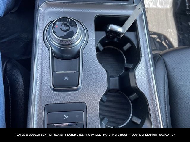2024 Ford Edge Titanium AWD