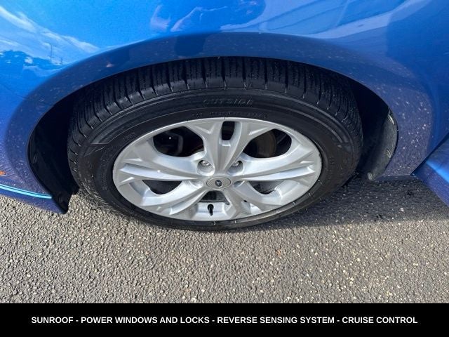 2012 Ford Fusion SE LOW MILE LOCAL TRADE