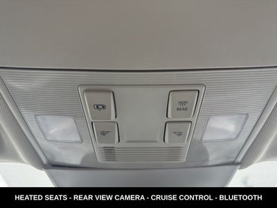 2024 Volkswagen Taos 1.5T SE ONE OWNER