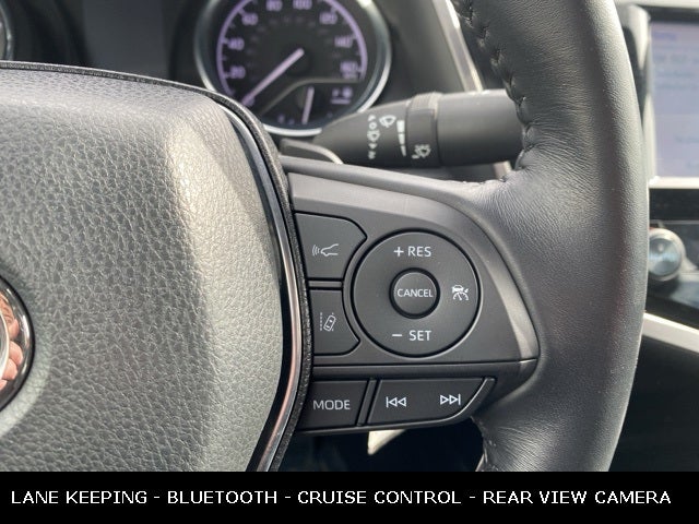 2020 Toyota Camry SE 39 MPG