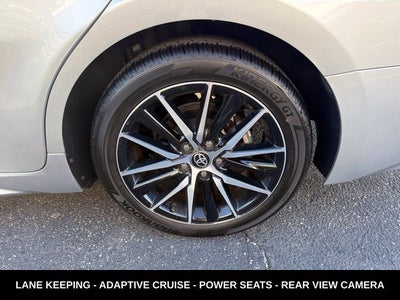 2022 Toyota Camry SE LOW MILEAGE LOCAL TRADE