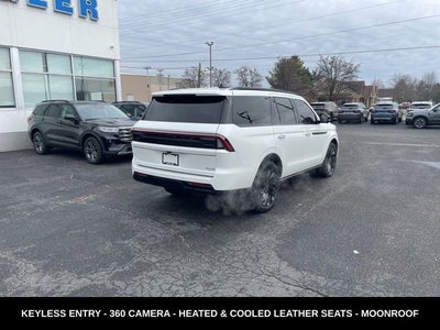 2025 Lincoln Navigator Reserve BLACKOUT PACKAGE