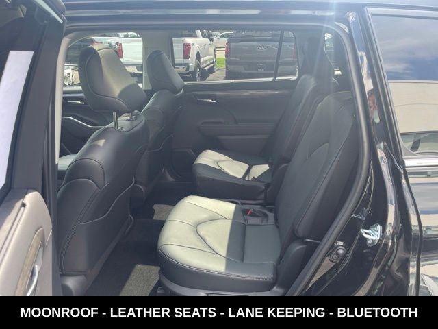 2026 Toyota Highlander Hybrid Platinum HARD TO FIND