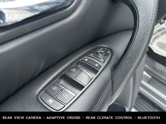 2024 Nissan Armada SV 5.6L 400HP 4WD