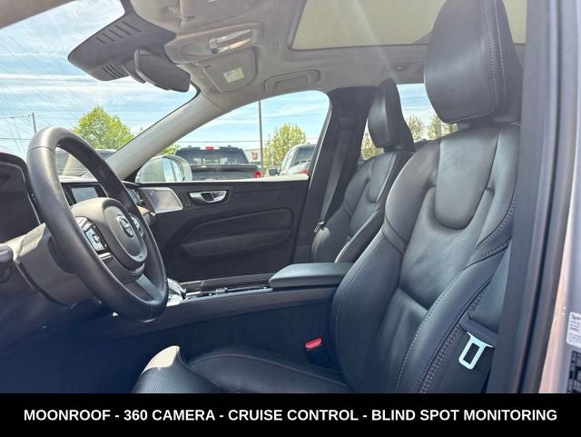 2023 Volvo XC60 B5 Ultimate Bright Theme AWD