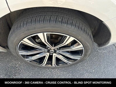 2023 Volvo XC60 B5 Ultimate Bright Theme AWD
