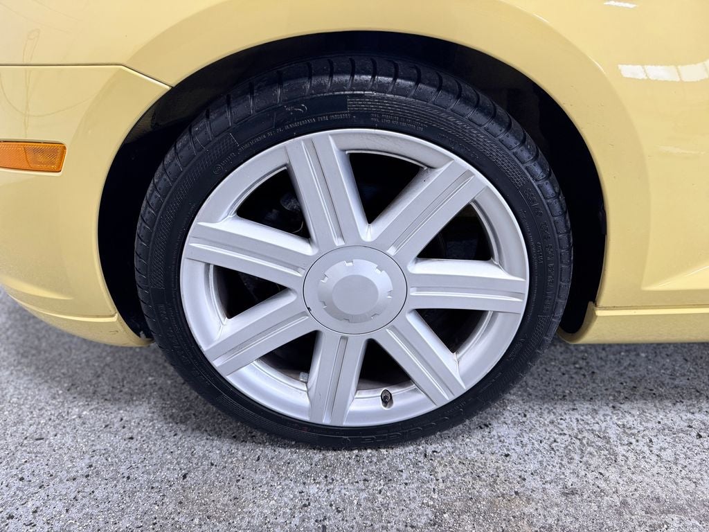 2005 Chrysler Crossfire Limited Leather Trimmed Bucket Seats